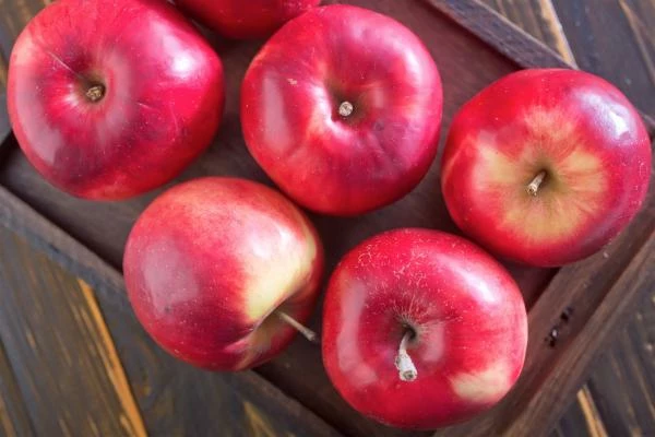 Which Country Consumes the Most Apples in the World?